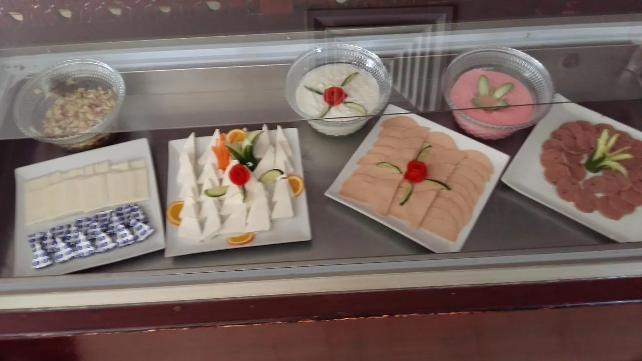 Ramada Madinah Al Hamra Hotel Medina Saudi Arabia